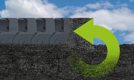 World’s first e-chain made of 100% recycled material: igus drives circular economy forward
