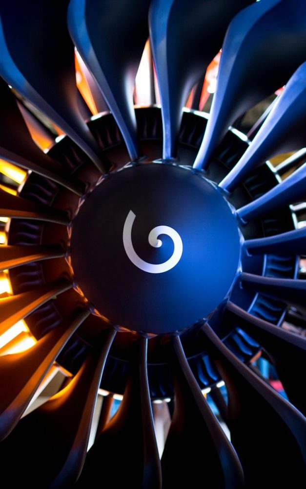 SAFRAN Aircraft Engines accelerates training the next generation of CAM programmers, machine operators and engineers with Hexagon digital twin simulator