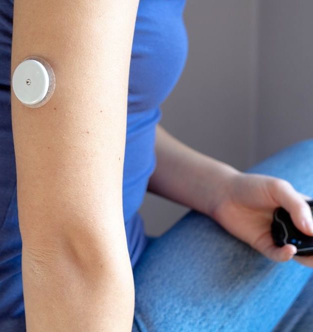 Solving wearable healthcare power challenges